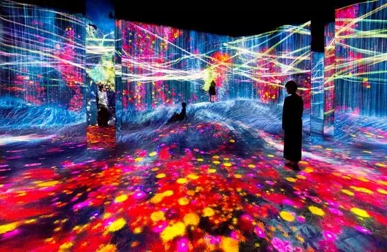 Teamlab 640.webp